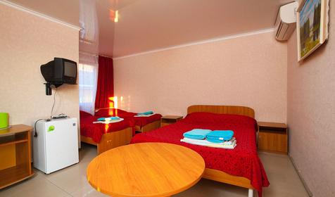 Четырехместный стандарт. Гостевой дом Sun City, г. Сочи, Адлерский район