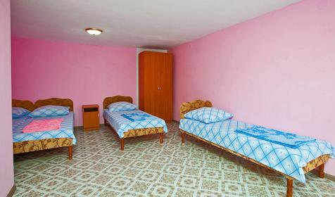 Четырехместный эконом. Гостиница Аннушка, с. Ольгинка