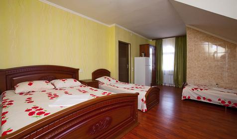 Четырехместный номер. Гостевой дом Нара, г. Сочи, Адлерский район