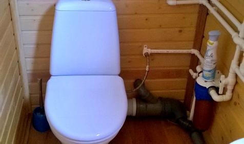 Двухкомнатный номер на первом этаже. Гостевой дом Старый сад, п. Криница