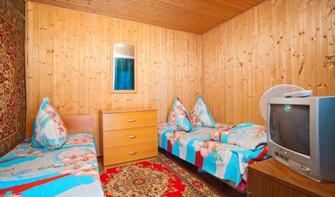 Трехместный эконом. Гостевой дом на Мира, 102; пос. Новомихайловский