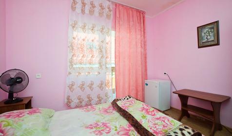 Трехместный номер. Гостевой дом Счастливый случай, Туапсинский район, п. Новомихайловский