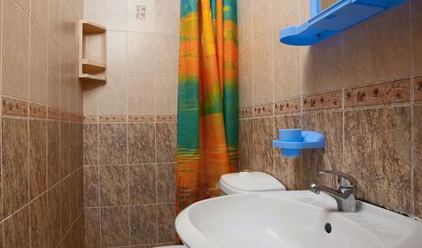 Санузел. Двухместный стандарт. Гостевой дом 9-Авеню, г. Сочи, Лазаревский район, п. Лоо