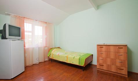 Двухкомнатный пяти-шестиместный. Гостиница Изумруд, Туапсинский район, п. Джубга