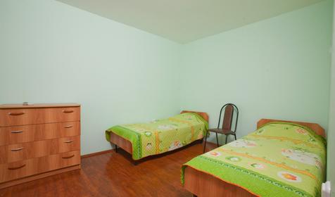 Двухкомнатный пяти-шестиместный. Гостиница Изумруд, Туапсинский район, п. Джубга