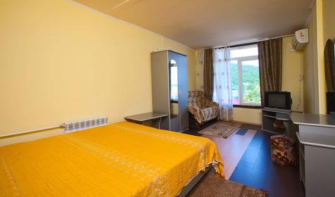 Полулюкс. Гостевой дом Лидия, п. Небуг