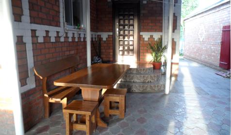 Дом. Гостиный двор Раздолье, Ейский р-он, ст. Должанская