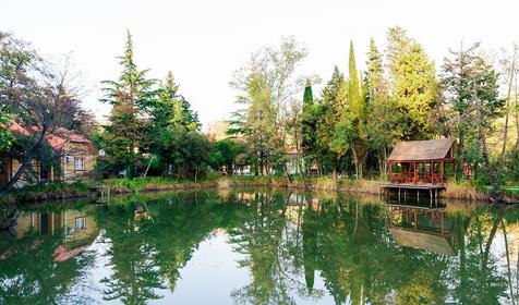 Ресторан. Туристический комплекс Озеро Дивное, п. Лазаревское