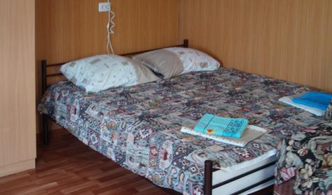 Трехместный стандарт. Гостевой дом "Теремок", г. Темрюк, ст. Голубицкая