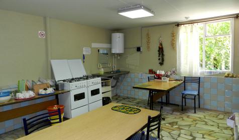 Кухня. База отдыха ГК Эдем, хутор Бетта