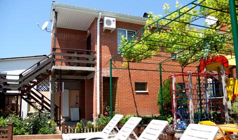 Гостевой дом У Марины, г. Геленджик, пос. Кабардинка