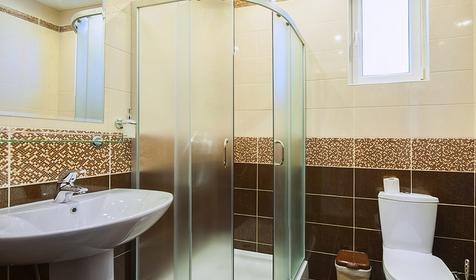 Трехместный Премиум. Ахиллеон Парк Бутик Отель, г. Геленджик, с. Кабардинка