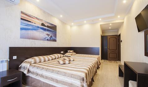 Трехместный Премиум. Ахиллеон Парк Бутик Отель, г. Геленджик, с. Кабардинка