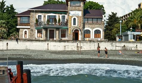 Центральная набережная Адлера