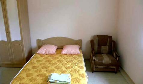 Трехместный стандарт. Гостевой дом Анжелика; г. Геленджик