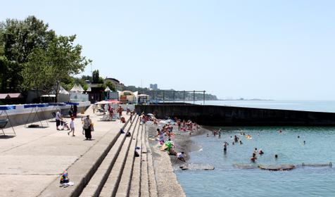 Пляж около турбазы "Ямайка", г. Сочи