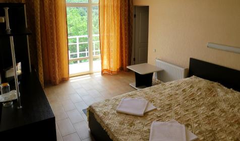 Люкс двухкомнатный. Гостевой дом АлексАндрия, п. Лоо