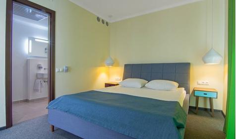 Трехкомнатный люкс с гардеробом Suite Senior. Туристический комплекс ART UP CITY, г. Сочи, Адлерский район, п. Красная Поляна