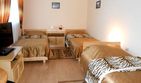 Трехместный эконом. Гостевой дом Лисья Нора, п. Псебай