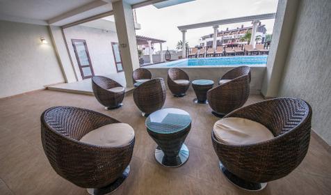 Бар у бассейна. Отель Аврора, г. Анапа, п. Витязево