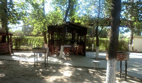Беседки. База отдыха Лесная, республика Адыгея, Шапшугжское шоссе