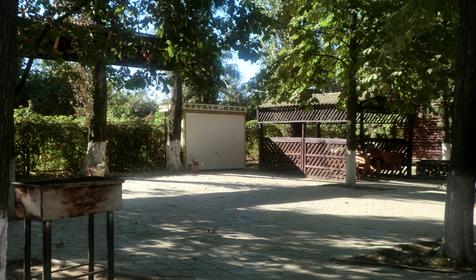 Беседки. База отдыха Лесная, республика Адыгея, Шапшугжское шоссе