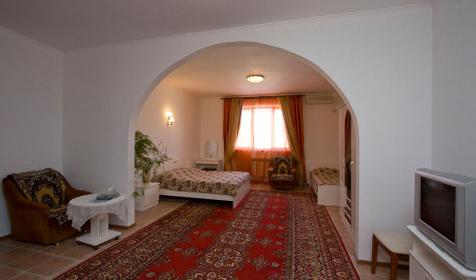 Однокомнатный люкс. Гостевой дом Каталония, г. Анапа