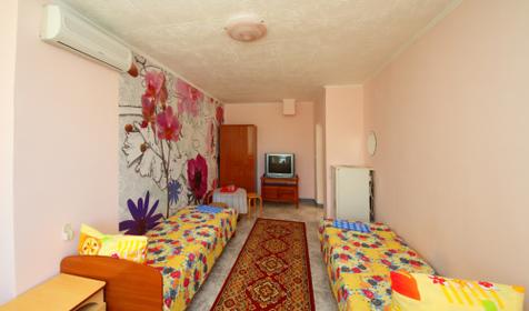 Четырехместный эконом. Гостевой дом Каталония, г. Анапа