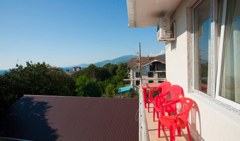 Трехместный стандарт гостевого дома Наргиз, г. Адлер