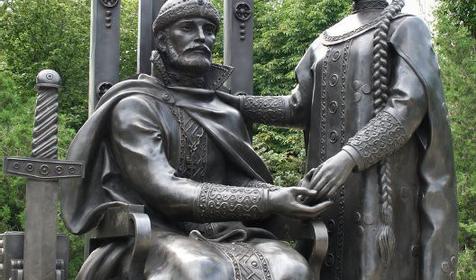 Памятник Петру и Февронии Муромским, г. Ейск