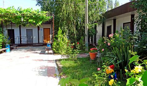 Автокемпинг "У моря", п. Витязево