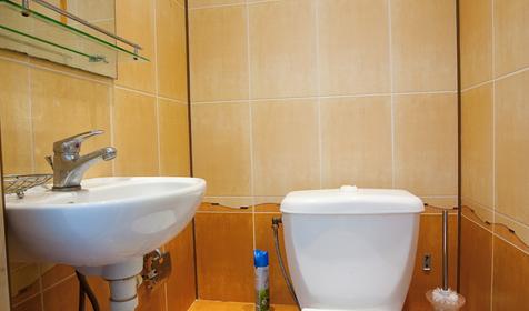 Трехместный номер с удобствами на этаже, 2 этаж. Гостевой дом на ул. Набережная 6б, Туапсинский район, п. Небуг