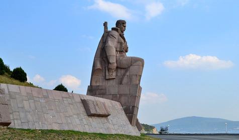 Памятник Морякам революции, г. Новороссийск