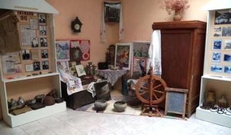 Памятник Сурену Аракеляну. станица Анапская. Анапа