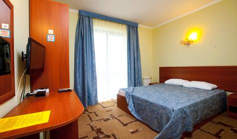 Двухместный номер с удобствами и балконом. Отель Янтарь, г. Геленджик, п. Архипо-Осиповка