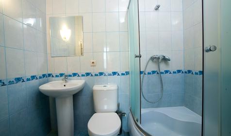 Трехместный номер с удобствами. Отель Янтарь, г. Геленджик, п. Архипо-Осиповка