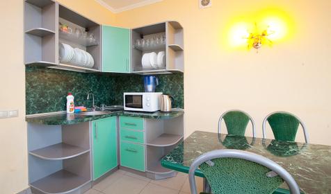 Кухня-столовая. Отель Янтарь, г. Геленджик, п. Архипо-Осиповка