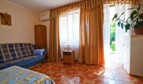 Двухкомнатный пятиместный номер. Гостевой дом Galini, г. Геленджик, с. Кабардинка