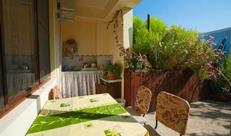 Двухкомнатный пятиместный номер. Гостевой дом Galini, г. Геленджик, с. Кабардинка