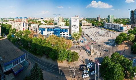 Фонтан на Театральной площади