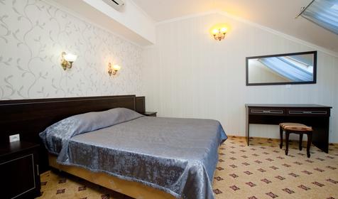 Семейный двухкомнатный с видом на горы. Гостевой дом Розовый дельфин, Туапсинский р-н, п. Небуг