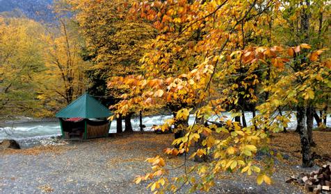 Беседки на берегу. Гостевой дом Эдем, Республика Адыгея, Майкопский район, п. Гузерипль