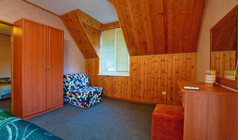 Пятиместный номер с балконом. Гостевой дом Фантазия, Туапсинский район, п. Агой