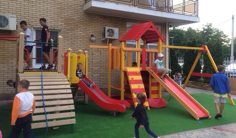 Детская площадка и анимация. Отель Бавария, г. Анапа, п. Витязево