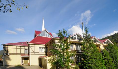 Гостиничный комплекс Энэктур. Республика Адыгея, Майкопский район, п. Гузерипль