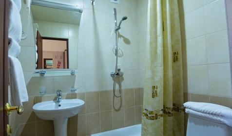 Трехместный семейный. Отель Наири, г. Сочи