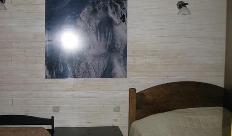 Двухкомнатный номер. Гостевой комплекс Омела, г. Сочи, п. Красная Поляна