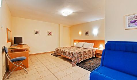 Студия. Усадьба Круглое озеро, г. Новороссийск, п. Абрау-Дюрсо