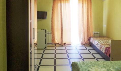 Трехместный. Мини-гостиница Абрикос, г. Геленджик, п. Кабардинка