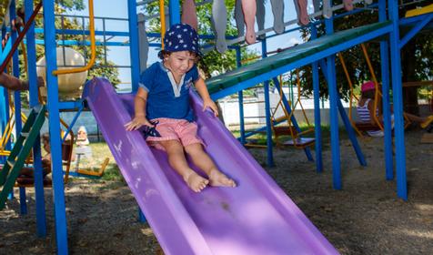 Детская площадка. Пансионат Приморский, г. Геленджик, с. Дивноморское